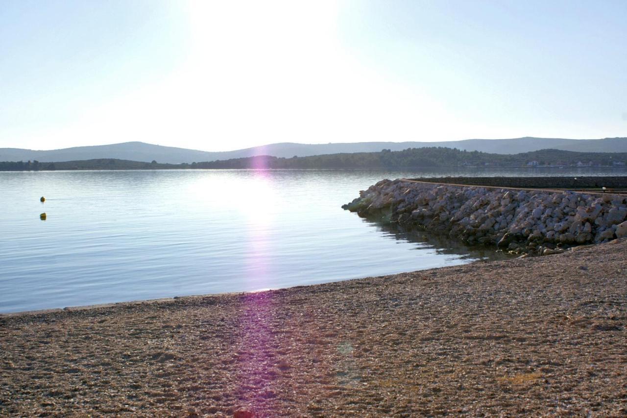 Apartments By The Sea Turanj, Biograd - 364 מראה חיצוני תמונה